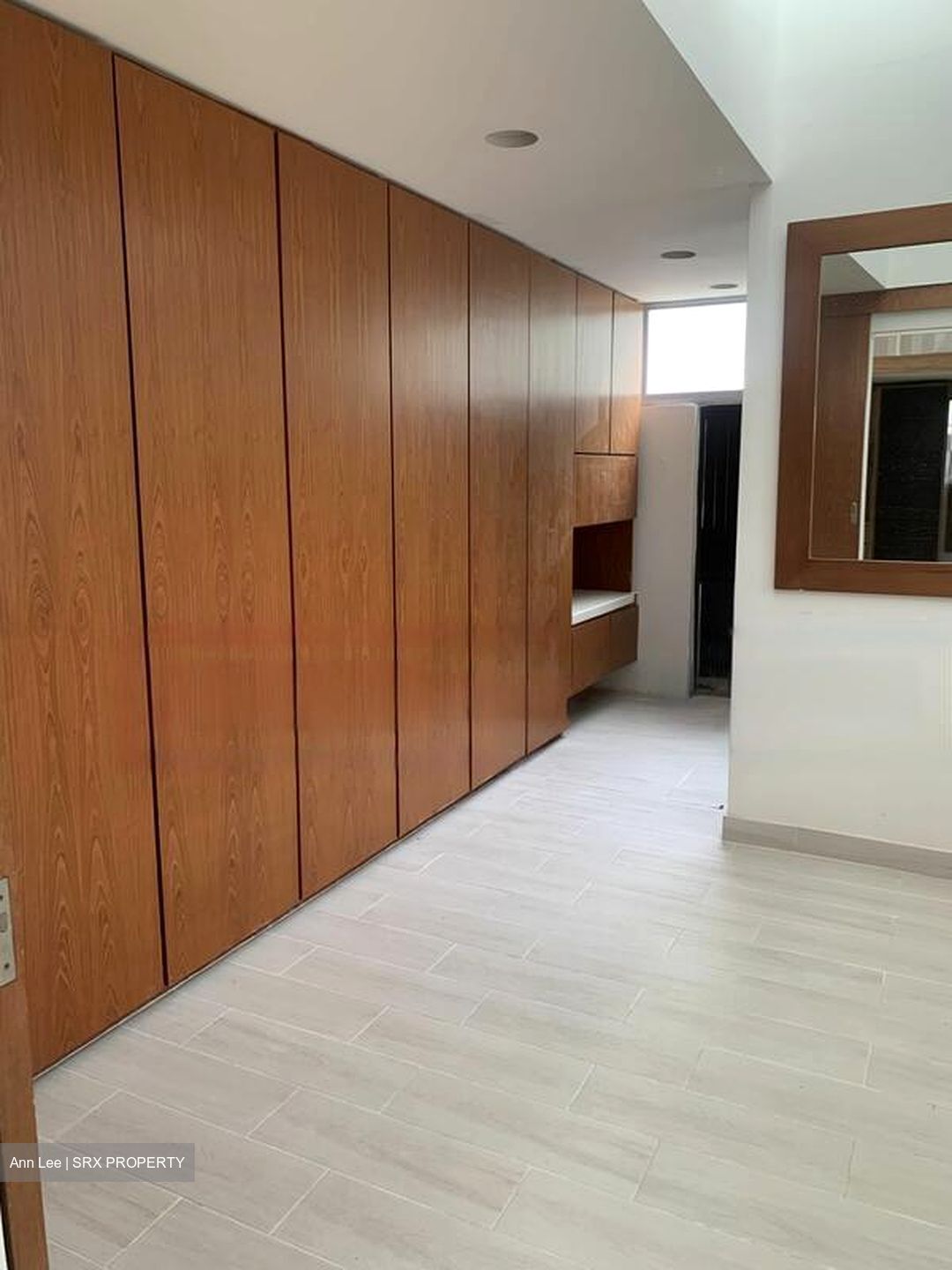 Shrewsbury Road (D11), Terrace #443203211